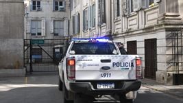 escandalo en tribunales: el funcionario detenido nego los cargos y explico las pruebas