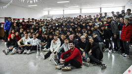 conoce el dia a dia detras de la casa pincha, el hogar de los suenos y responsabilidades conoce el dia a dia detras de la casa pincha, el hogar de los suenos y responsabilidades