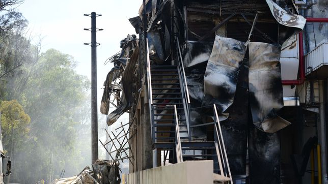las impactantes fotos del frigorifico de gorina tras el incendio que lo destruyo