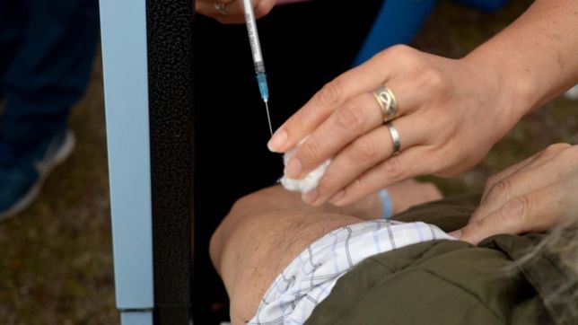 se realizaron testeos gratuitos de vih en plaza san martin y en el comedor de la unlp