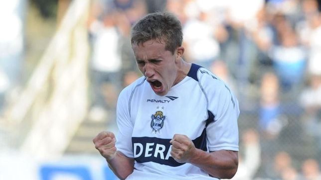 el ex jugador de gimnasia pablo de blasis hablo sobre la posibilidad de jugar en estudiantes