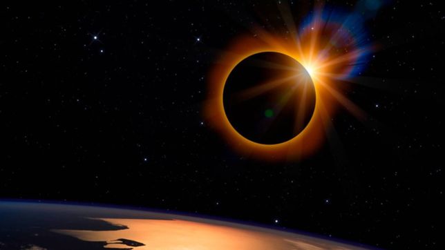 llega un nuevo eclipse solar hibrido, que solo ocurre dos veces por siglo