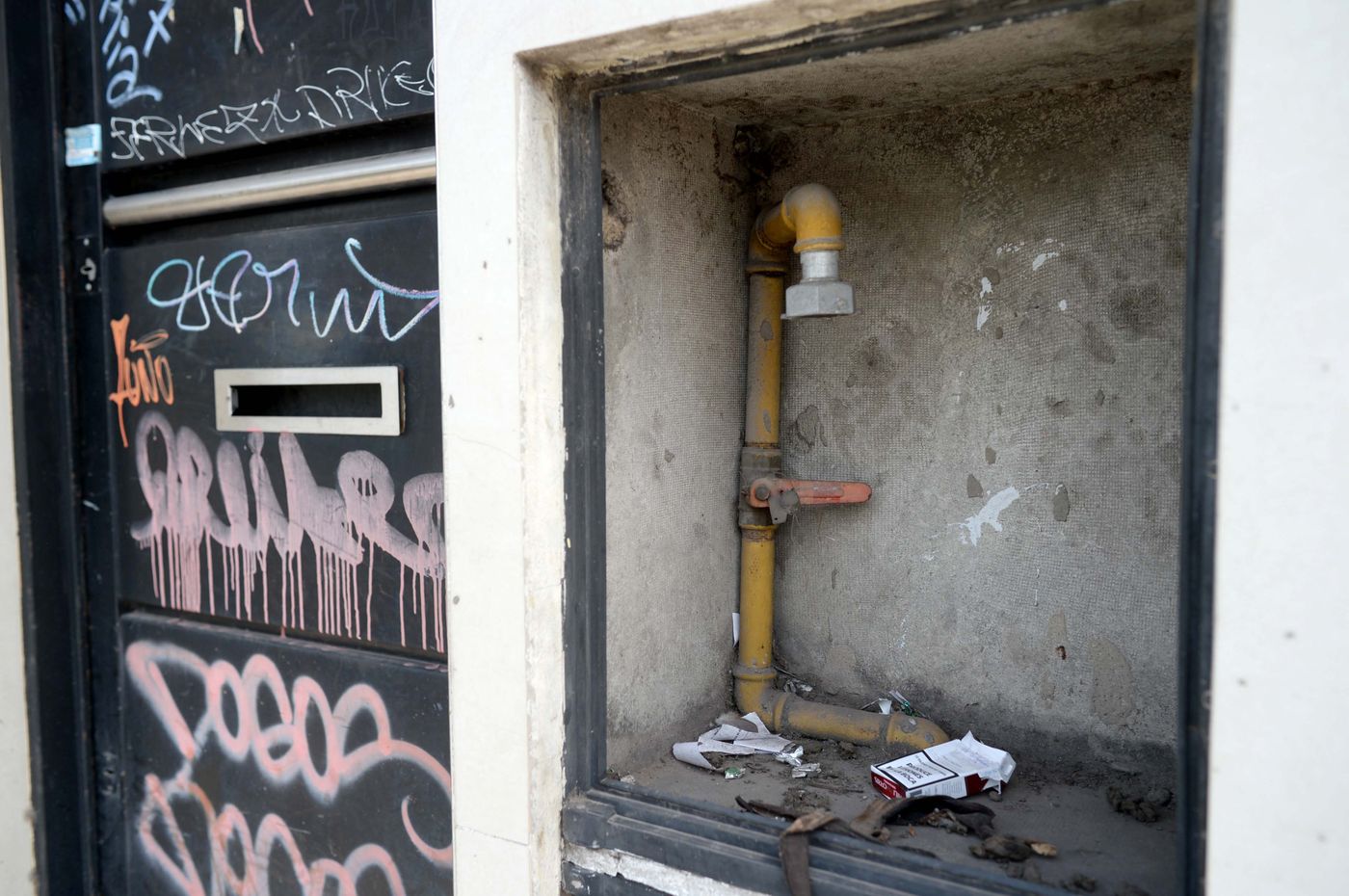 Famlias de Villa Castells indignadas por el robo de los caños del medidor de gas Famlias de Villa Castells indignadas por el robo de los caños del medidor de gas