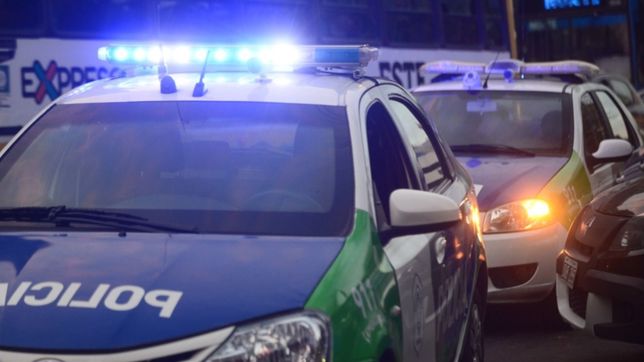 violenta pelea entre un hombre y un ladron: evito que robara y se lo entrego a la policia