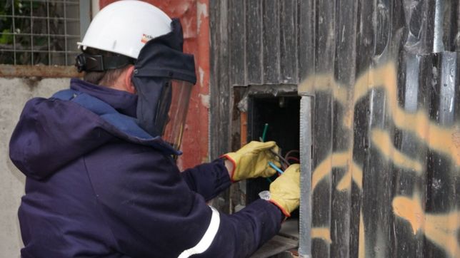 ¿a que se debio el corte de luz en una zona de tolosa y el casco urbano de la plata?