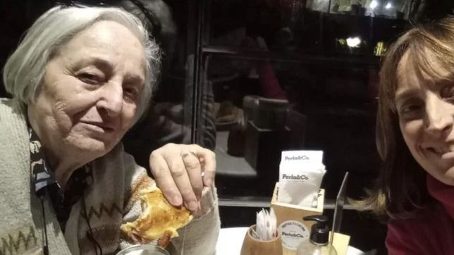 hasta siempre: el dolor de la hija de la mujer que murio en un cine de la plata