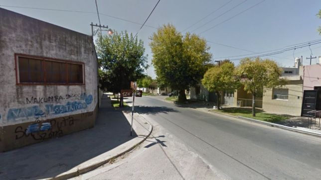 eran tres, los atraparon en moto con un televisor y ?no sabian de donde lo habian sacado?