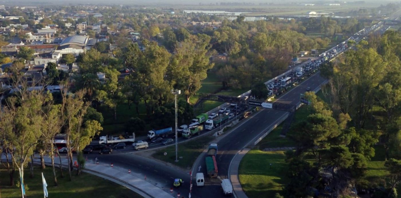 1541447922784.jpg?x=8&y=125&width=1484&height=742&rotate=0&scaleX=1&scaleY=1&ow=1500&oh=873&&cw=1920&ch=950