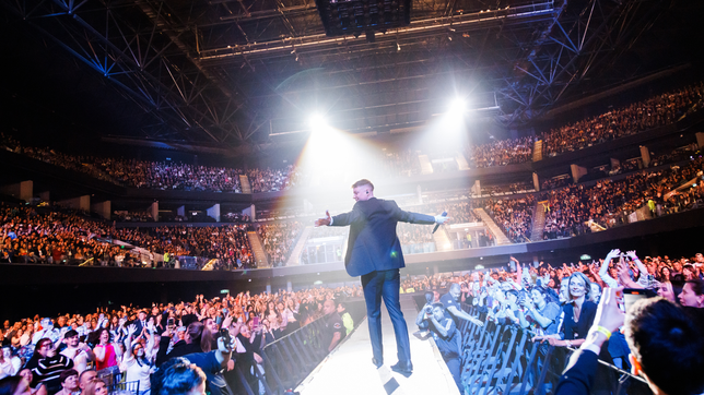 tras agotar entradas en todo el pais y en uruguay, emanero llega a la plata