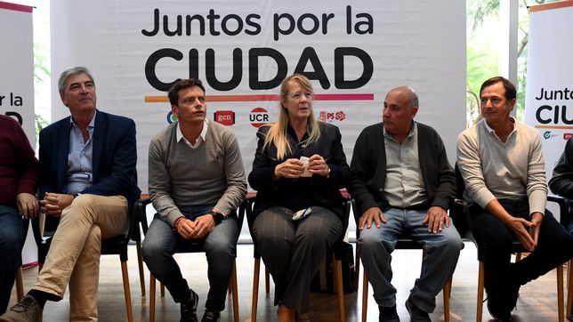 margarita stolbizer desembarco en la plata para consolidar juntos por la ciudad