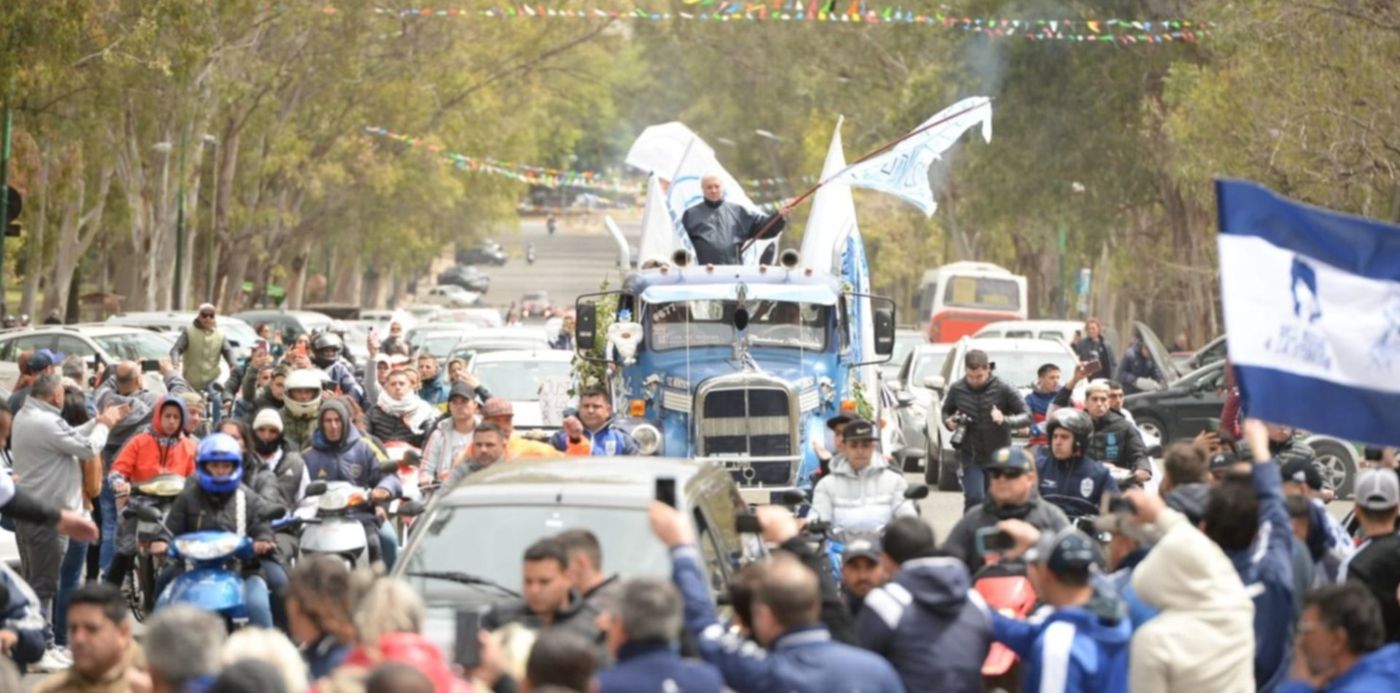 Cortejo Lolo Regueiro en el Bosque