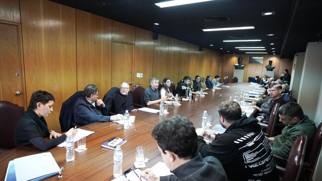 el pj provincial lanza una campana por cristina kirchner y convoca a un congreso para definir listas