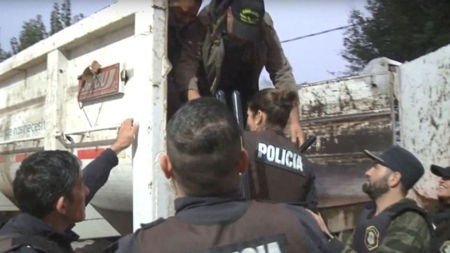 entraron al barrio escondidos en un camion y desbarataron una banda narco en la plata