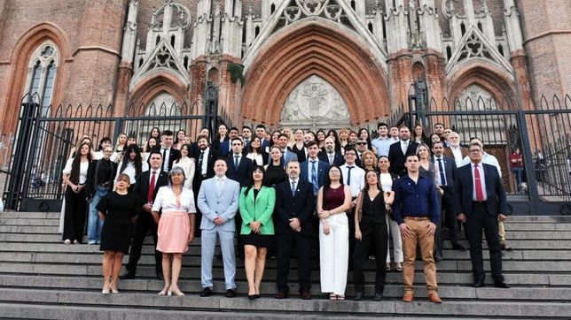 la ucalp realiza la expo graduados: una jornada de empleo y oportunidades de formacion