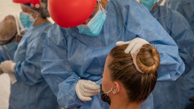 suben las muertes e internados en terapia en argentina