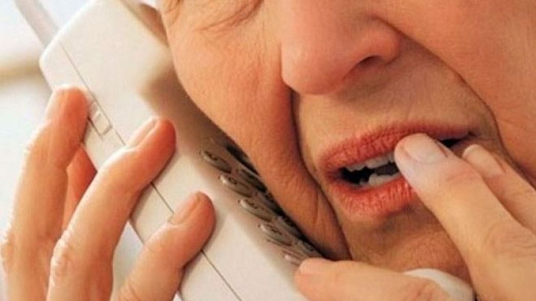 Secuestro virtual a una abuela: entregó medio millón de pesos para rescatar a su hijo