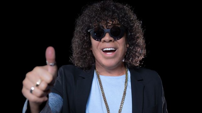 la mona jimenez sera declarado visitante ilustre en la plata