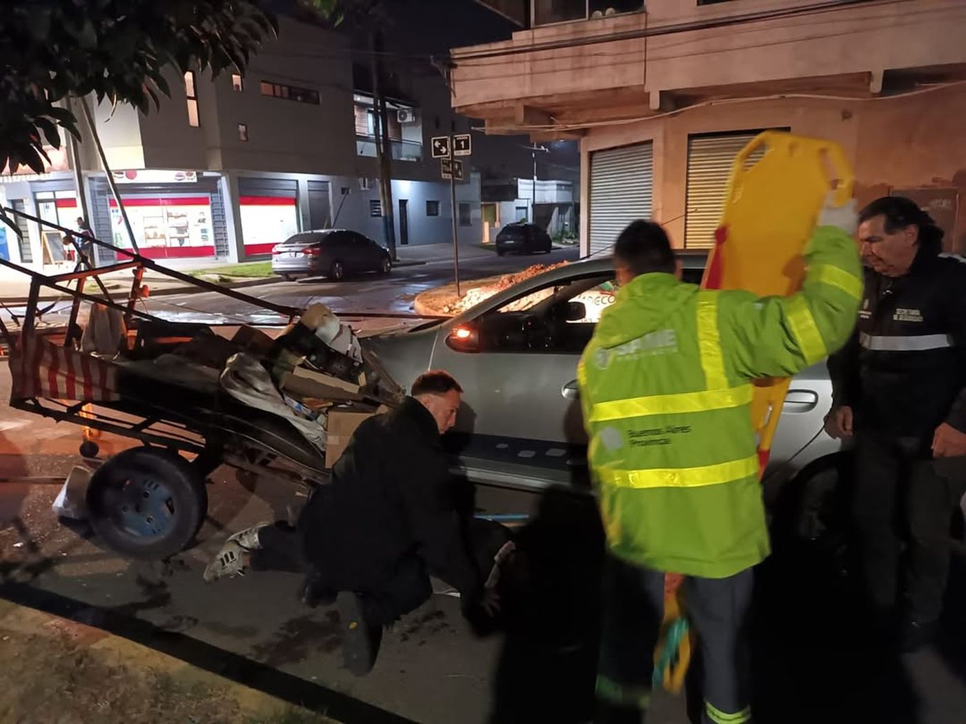 La víctima fue trasladada al Hospital San Martín tras el fuerte accidente de tránsito que casi le cuesta la vida.