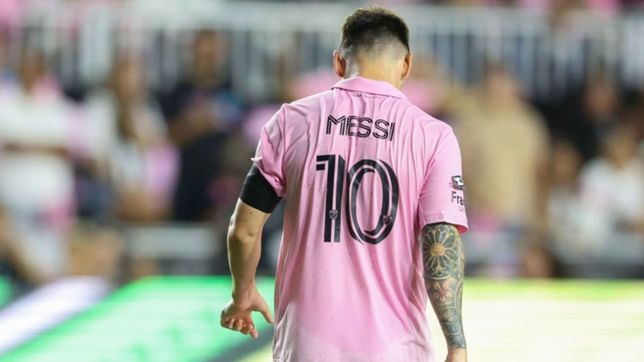 la increible reaccion de la hinchada del inter miami tras la salida de messi