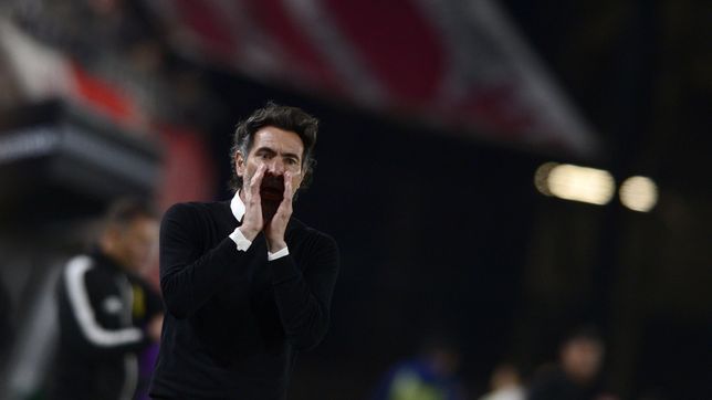 el gesto de dominguez pidiendo por sosa en el penal que ascacibar ignoro