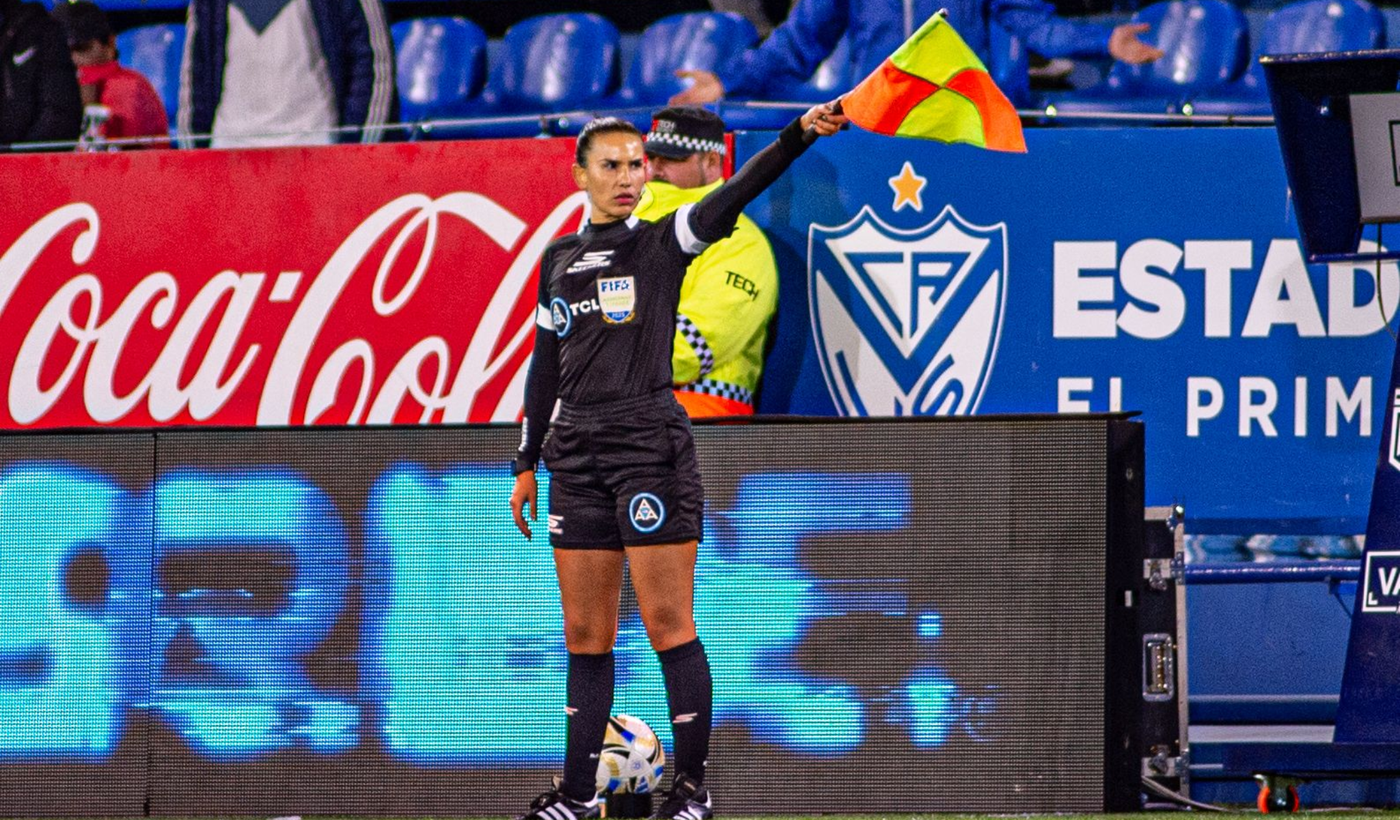 Carla López en acción.