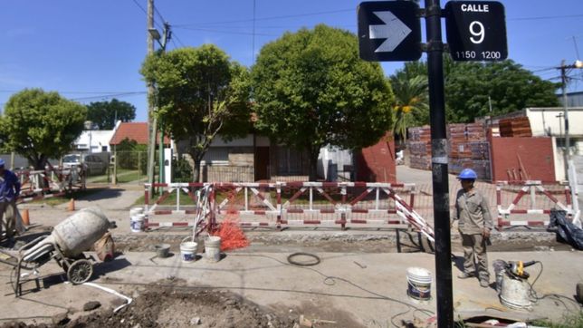 provincia le entregara a la plata 58 millones de pesos para obras viales