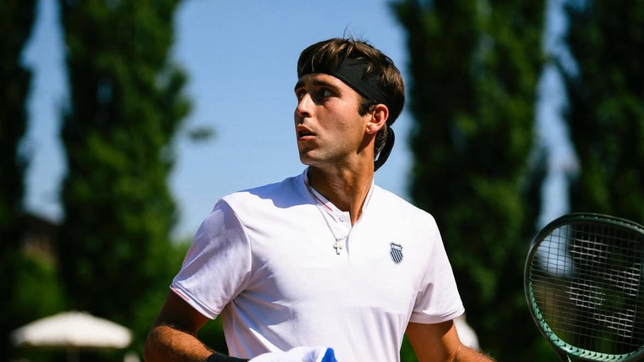 tomas etcheverry arranco pisando fuerte en el challenger de turin con una importante victoria