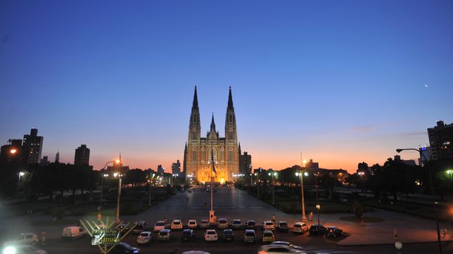 la primera edicion del evento la plata y sus misterios tuvo su cierre en la catedral con gran convocatoria