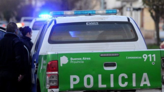 forcejeos, puntazo y un disparo durante un violento robo a una heladeria de la plata