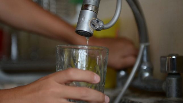 convocan a una masiva marcha por la falta de agua y la emergencia hidrica en la plata