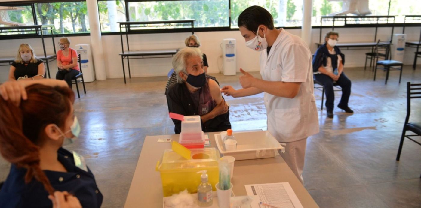 Vacunación comedor UNLP