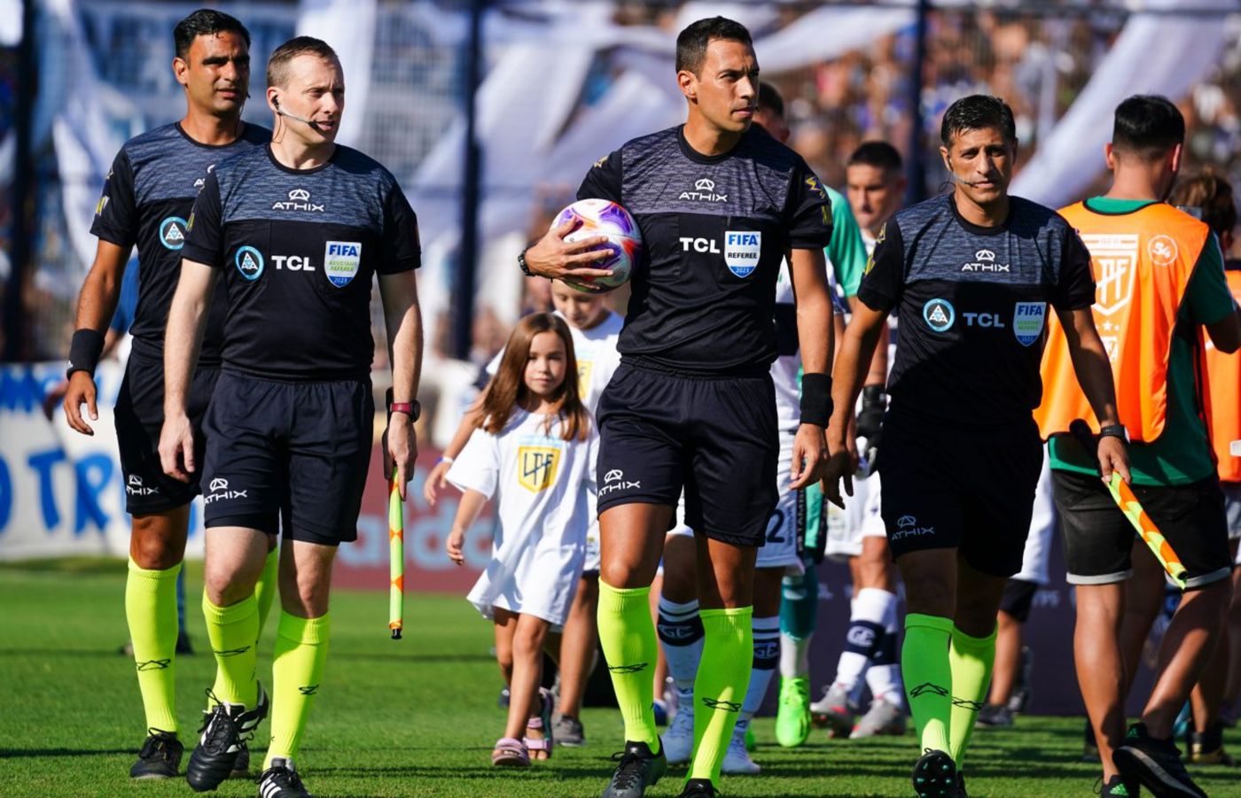 Facundo Tello en el clásico platense del 2023 disputado en el Bosque. Facundo Tello en el clásico platense del 2023 disputado en el Bosque.