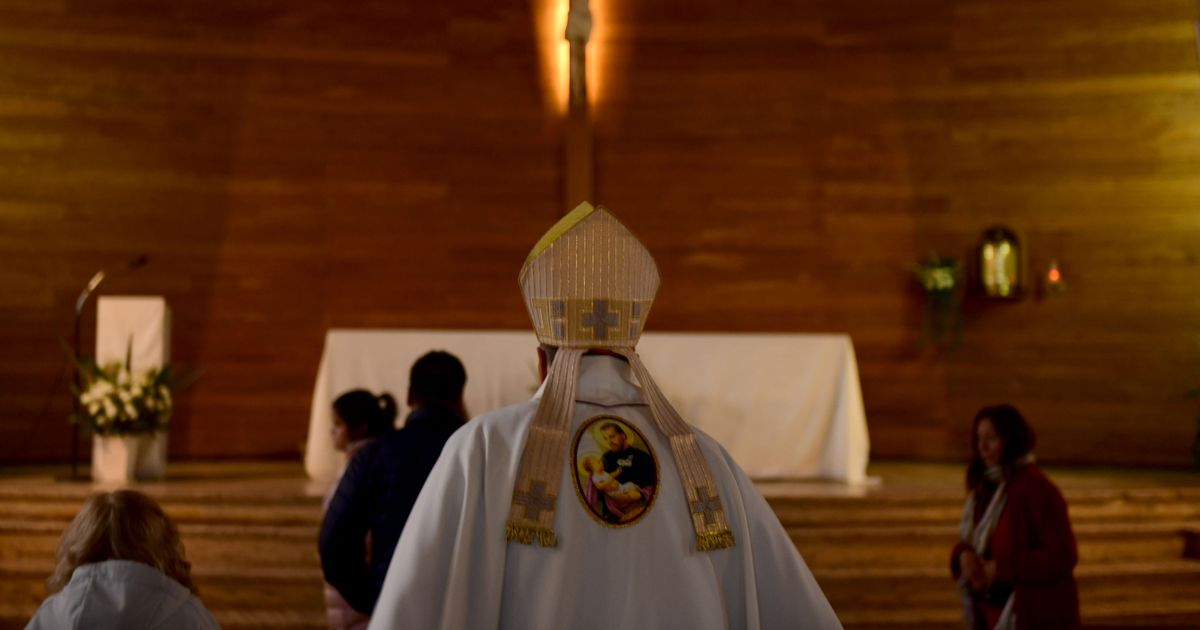 Entraron a robar a la Iglesia San Cayetano de La Plata y se llevaron hasta un paquete de yerba
