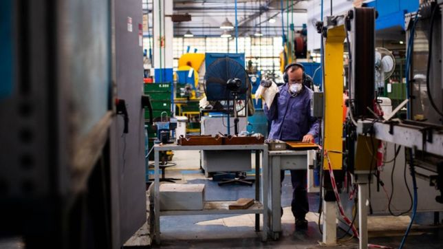 intendentes opositores exigen la eximicion de ingresos brutos y la vuelta del atp