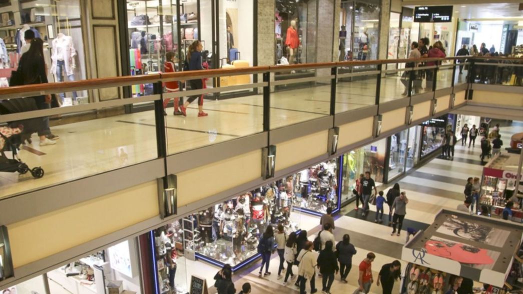 Confirman que los shoppings podrán abrir en las zonas que estén en fase tres