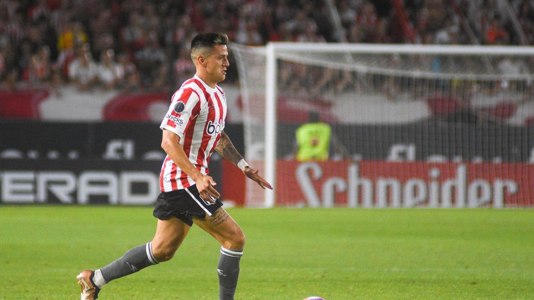 Estudiantes aceleró por el reemplazante de Leonardo Godoy