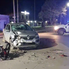 Un motociclista resultó herido tras chocar con un auto en plena avenida 7