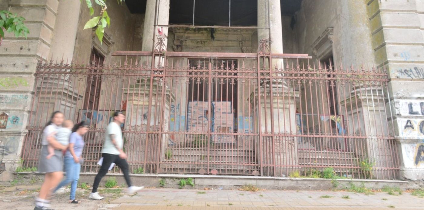 1552672994782.jpg?y=262&width=1467&height=734&oh=996&x=31&scaleX=1&scaleY=1&ow=1500&rotate=0&&cw=1920&ch=950