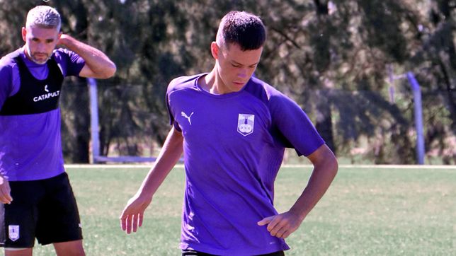 ¿por que matias abaldo no empezo a entrenarse en defensor sporting?