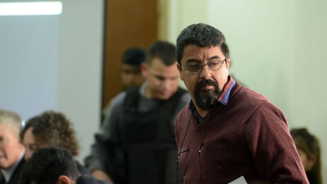 fernando esteche tambien se vacuno como docente universitario