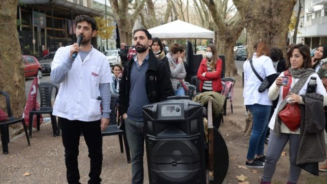 los medicos bonaerense reclamaron mejores condiciones de trabajo para los residentes