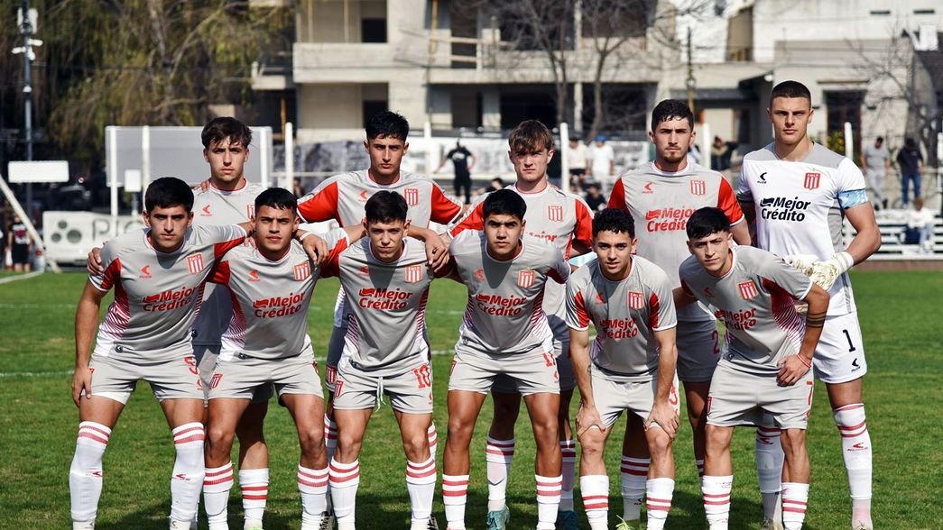 Un juvenil de Estudiantes se fue libre y jugará en el fútbol uruguayo