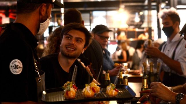 baxar mercado ya abrio y asi se vivio el preestreno