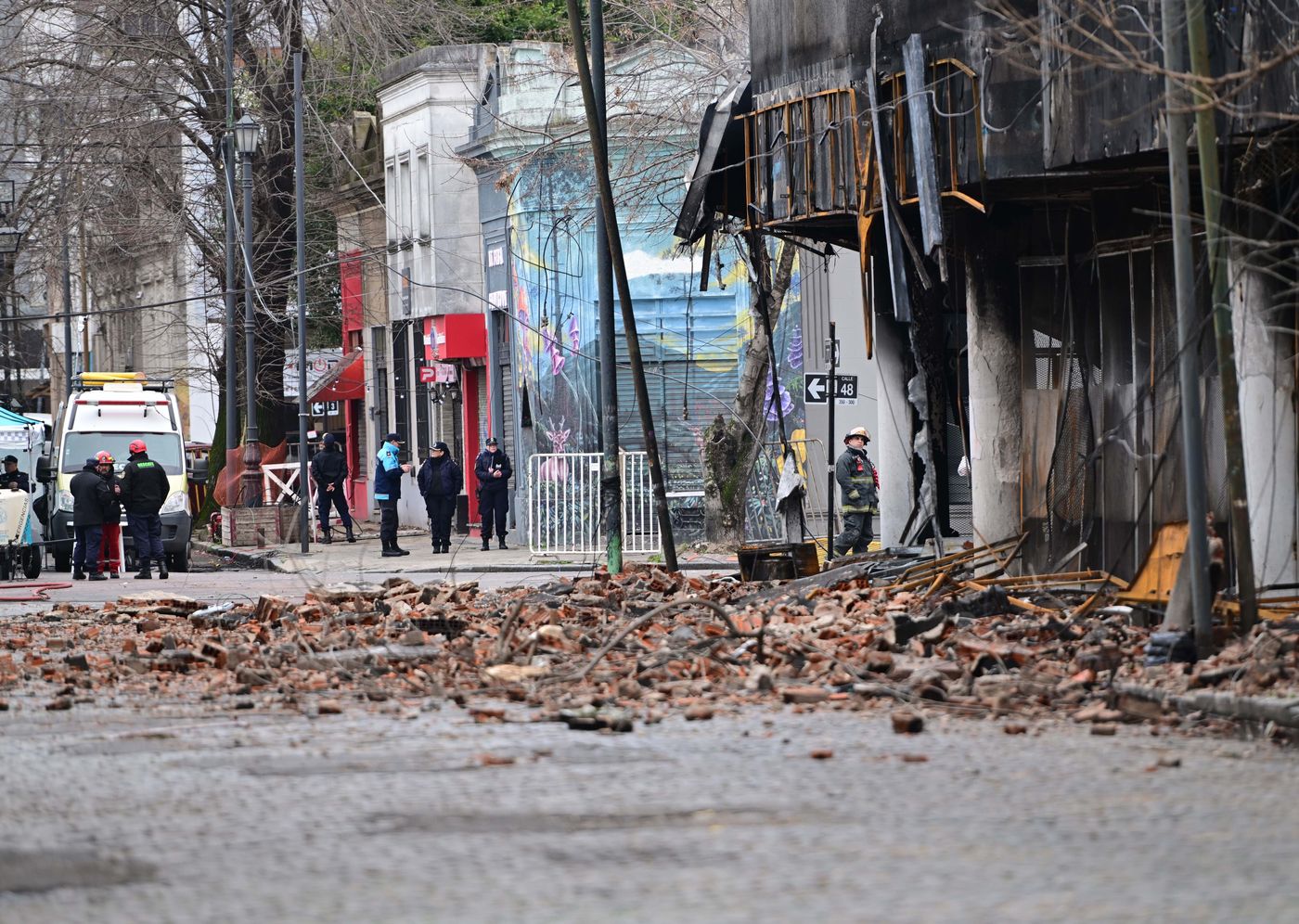 Incendio y derrumbe en diagonal 77 (7)