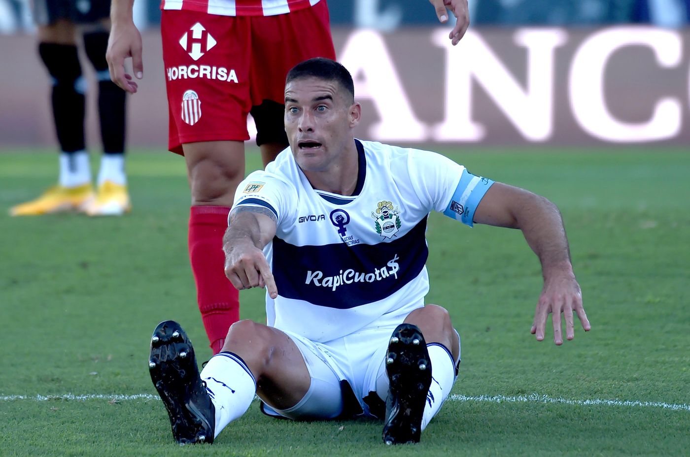 Gimnasia Barracas Morales.JPG