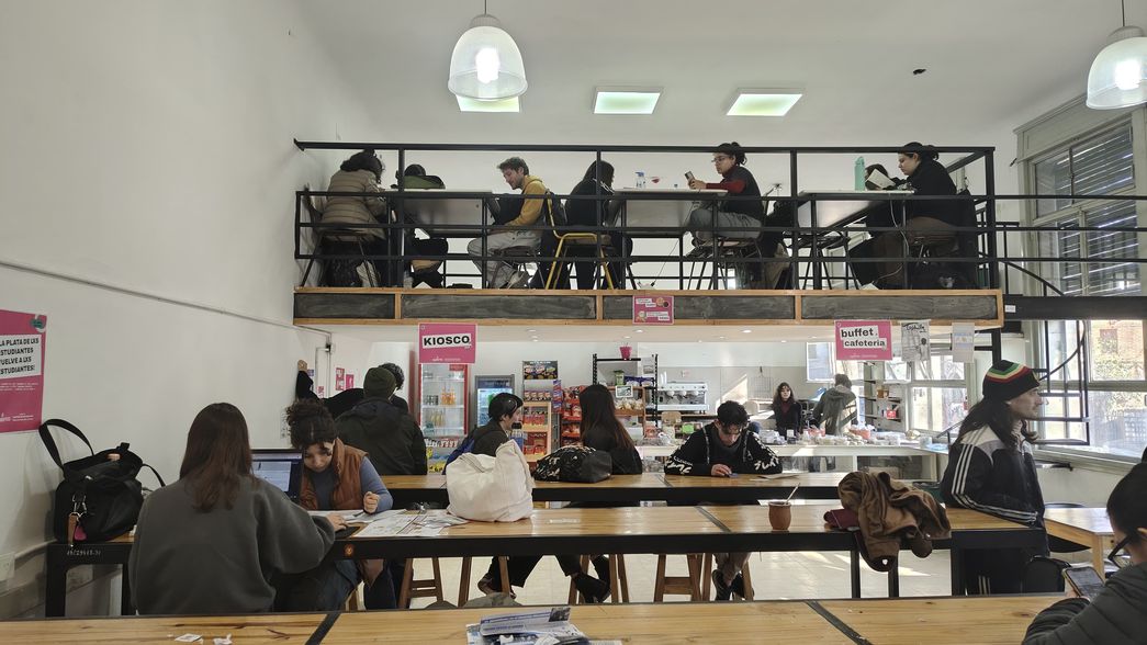 ¿Cuál es el buffet más barato entre las 17 facultades de la UNLP?
