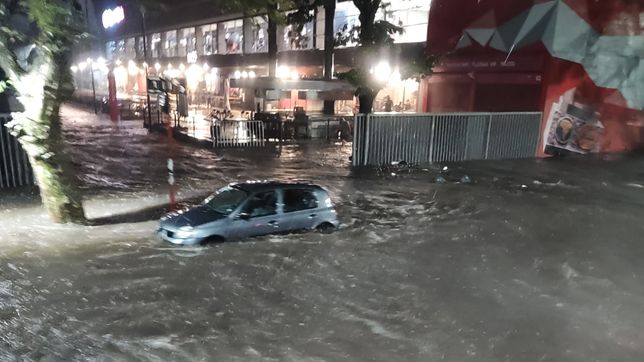 la terrible imagen del estadio de estudiantes inundado