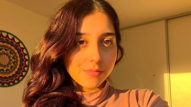 dolor en la facultad de periodismo por la muerte de una joven estudiante