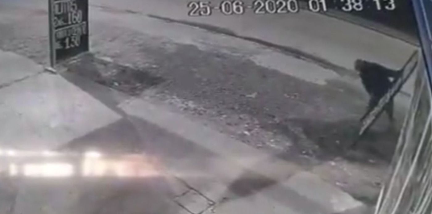 1593117004897.jpg?x=298&y=3&width=1200&height=600&rotate=0&scaleX=1&scaleY=1&ow=1500&oh=783&&cw=1920&ch=950