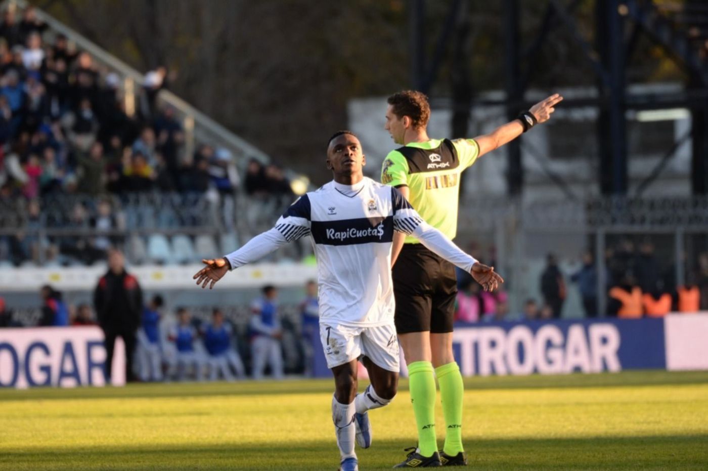 Gimnasia Patronato en el Bosque